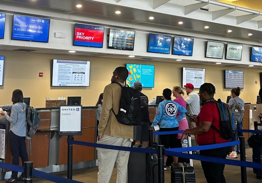 FAT_AirlineCounter